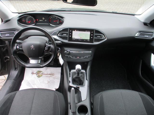 PEUGEOT 308 usata, con Fendinebbia