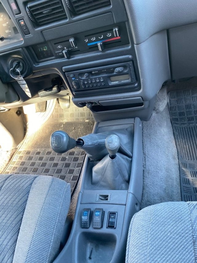 TOYOTA 4-Runner usata 11