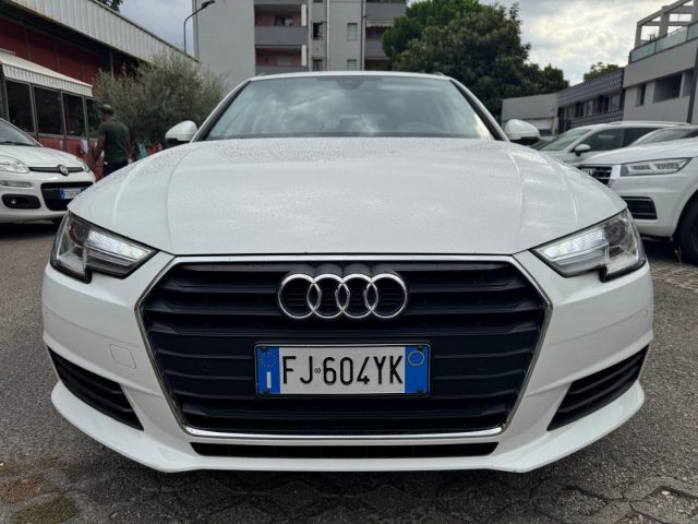 AUDI A4 usata, con Autoradio
