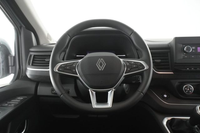 RENAULT Trafic usata 13