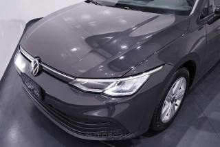 VOLKSWAGEN Golf Variant usata, con Frenata d