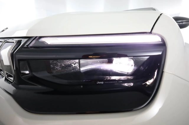 JEEP Avenger usata, con Cerchi in lega