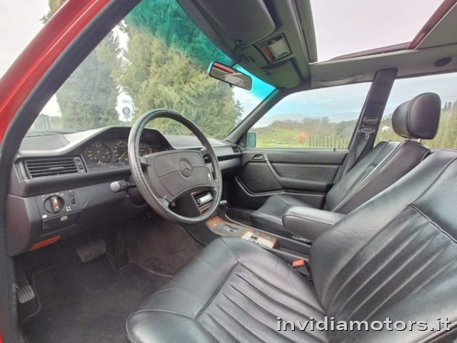 MERCEDES-BENZ E 300 usata, con Fendinebbia