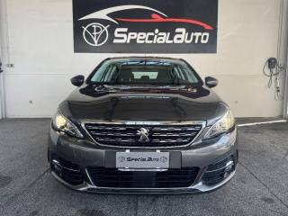 PEUGEOT 308 usata, con Fari LED