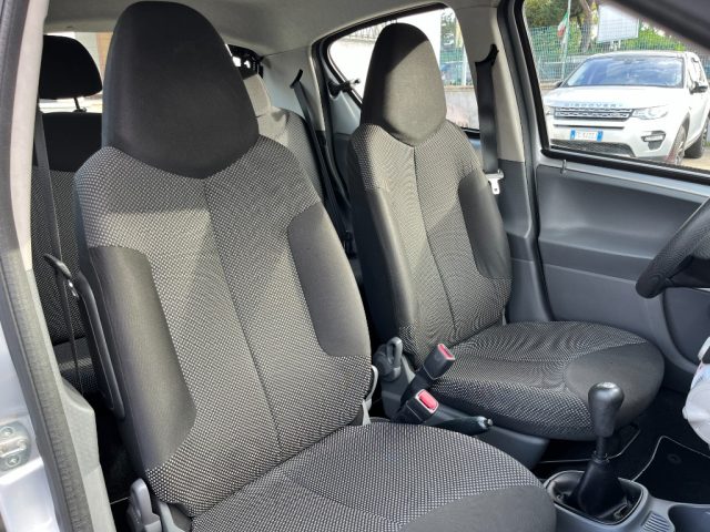 TOYOTA Aygo usata, con Controllo automatico clima