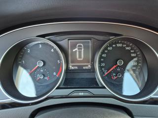 VOLKSWAGEN Passat Variant usata, con Servosterzo