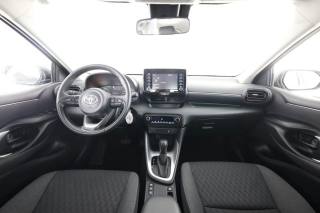 TOYOTA Yaris usata 9