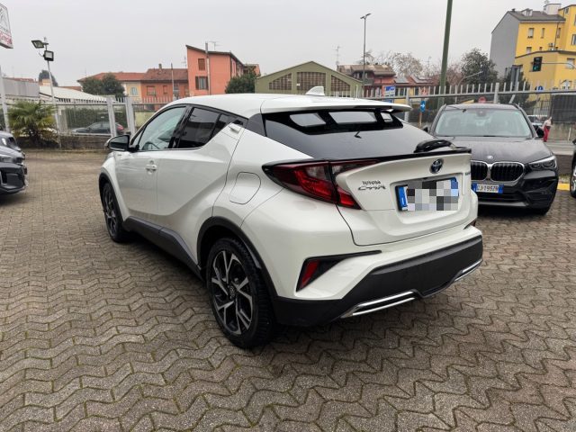 TOYOTA C-HR usata, con Autoradio