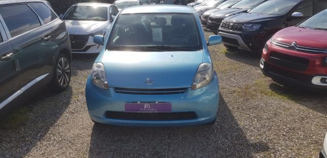 DAIHATSU Sirion usata 4