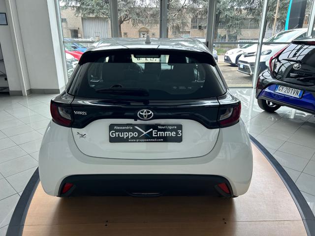TOYOTA Yaris usata, con Autoradio