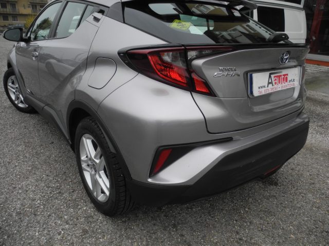 TOYOTA C-HR usata 76