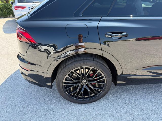 AUDI Q8 usata, con Tettuccio apribile