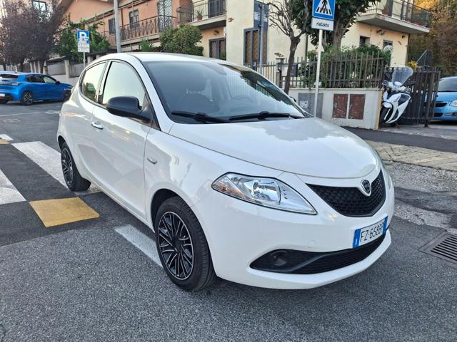 LANCIA Ypsilon usata, con ABS