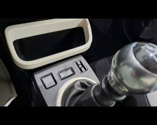 RENAULT Twingo usata, con Autoradio digitale