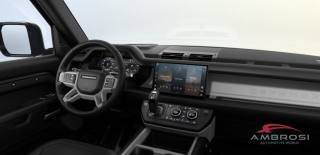 LAND ROVER Defender usata 4