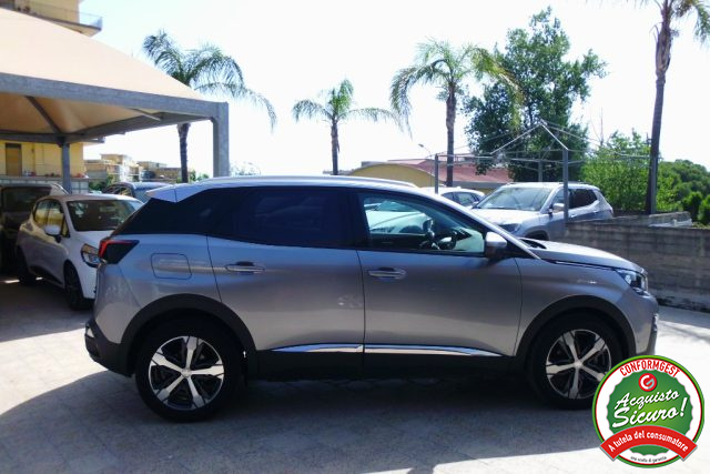 PEUGEOT 3008 usata, con Chiusura centralizzata