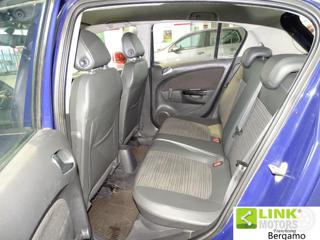 OPEL Corsa usata, con Specchietti laterali elettrici