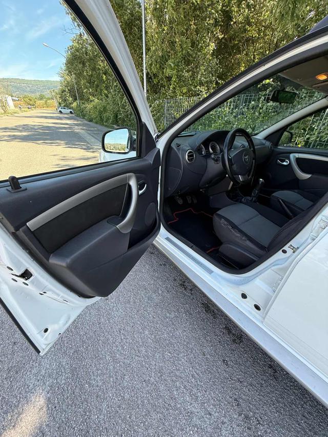DACIA Duster usata, con Controllo automatico clima