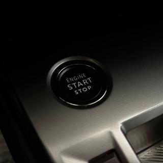 PEUGEOT 308 usata, con Fari LED