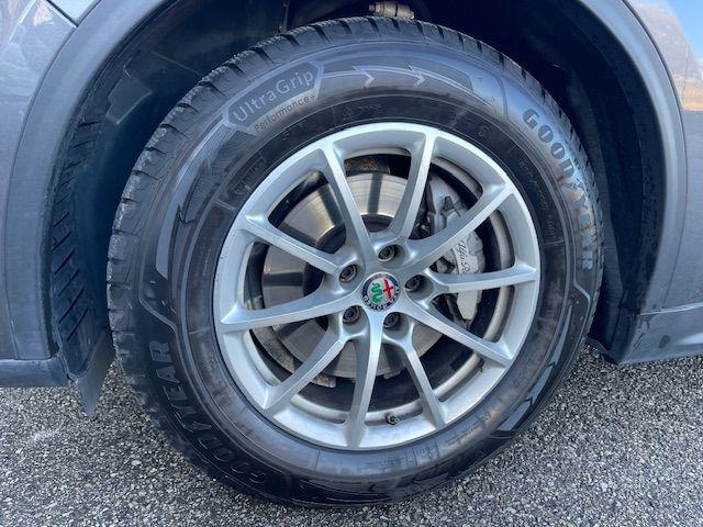 ALFA ROMEO Stelvio usata, con Controllo elettronico della corsia