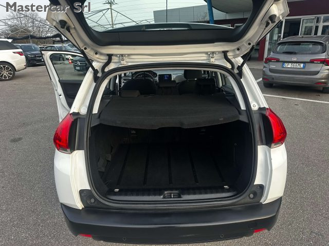 PEUGEOT 2008 usata, con Isofix