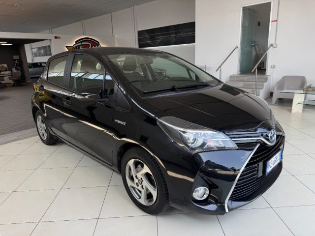 TOYOTA Yaris usata, con Alzacristalli elettrici