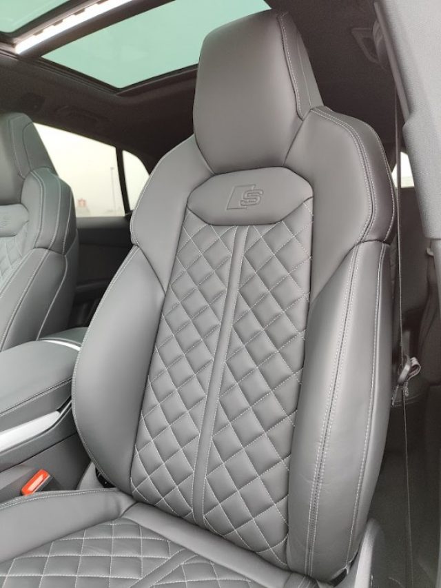AUDI SQ8 usata, con Volante in pelle