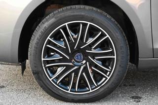 LANCIA Ypsilon usata, con Controllo trazione