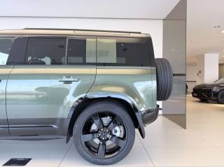 LAND ROVER Defender usata, con Regolazione elettrica sedili