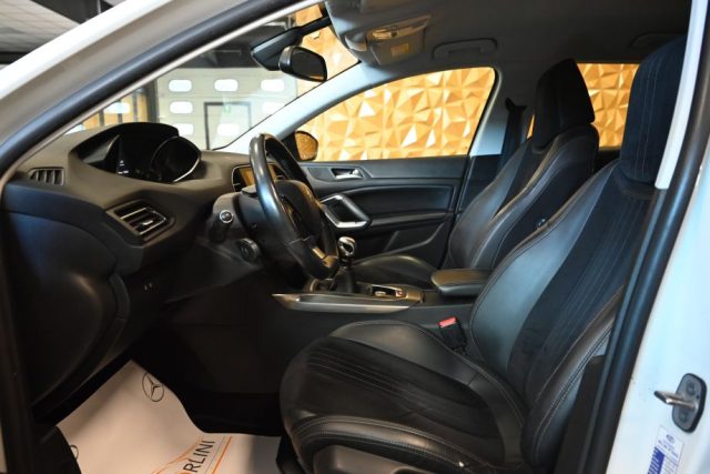 PEUGEOT 308 usata 18