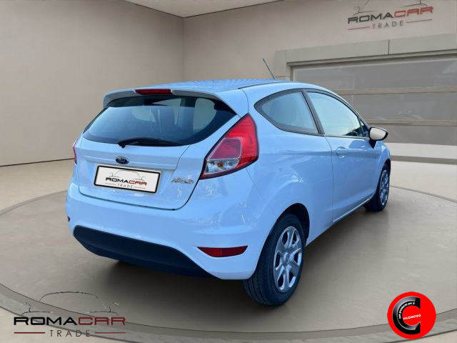 FORD Fiesta usata, con Autoradio