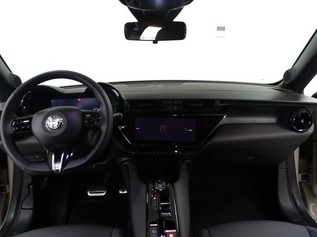 ALFA ROMEO Junior usata, con Portellone posteriore elettrico