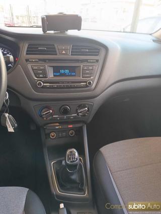 HYUNDAI i20 usata, con Servosterzo