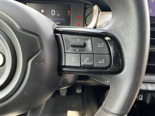JEEP Avenger usata, con Bracciolo