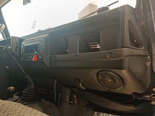 LAND ROVER Defender usata 33
