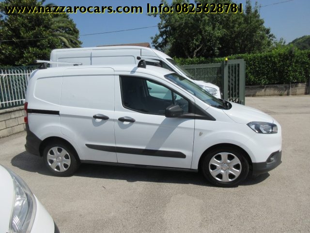 FORD Transit Courier usata, con Alzacristalli elettrici