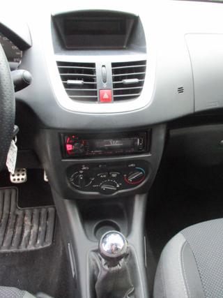 PEUGEOT 206 usata 10