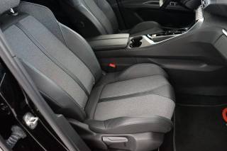 PEUGEOT 3008 usata, con Sensori di parcheggio anteriori