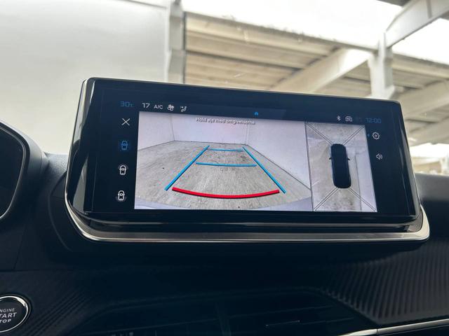 PEUGEOT 2008 usata, con Sistema di navigazione