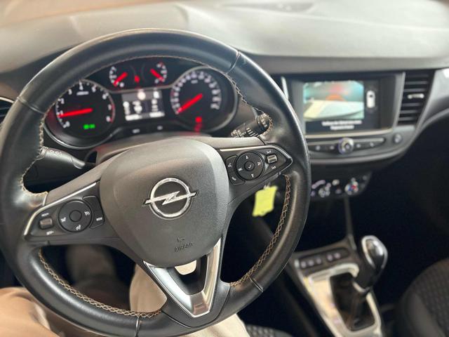 OPEL Crossland X usata, con Specchietti laterali elettrici