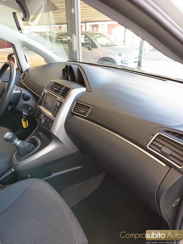 TOYOTA Verso usata, con Filtro antiparticolato