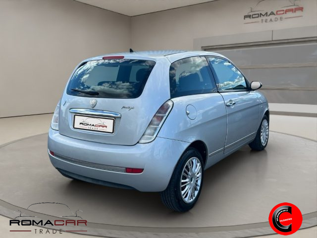 LANCIA Ypsilon usata, con Autoradio