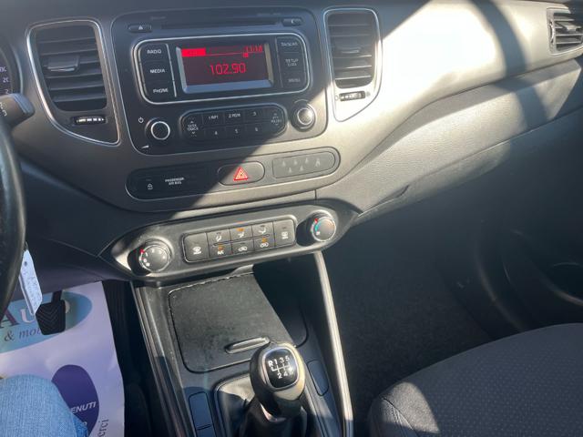 KIA Carens usata, con Autoradio