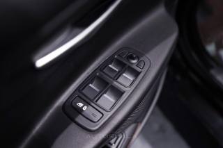JAGUAR XE usata, con Controllo trazione