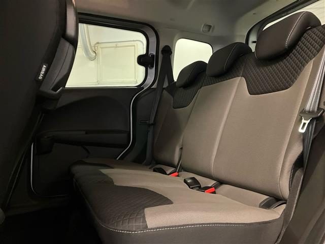 FORD Tourneo Courier usata 12