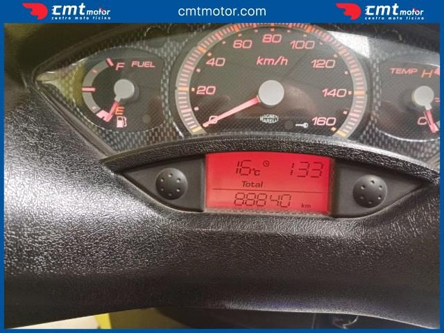 YAMAHA X-Max 250 usata 4
