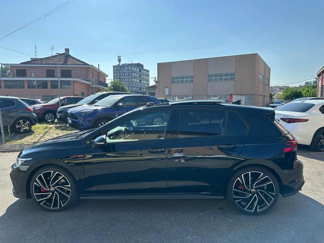 VOLKSWAGEN Golf usata, con Autoradio