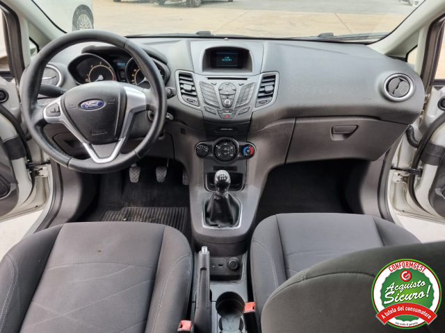 FORD Fiesta usata, con ESP