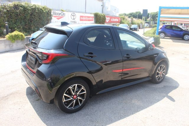 TOYOTA Yaris usata, con Sistema di navigazione