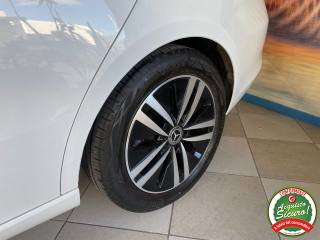 MERCEDES-BENZ CLA 180 usata, con Sistema di navigazione